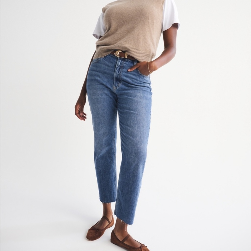 Abercrombie & Fitch ankle Straight High Rise Jeans